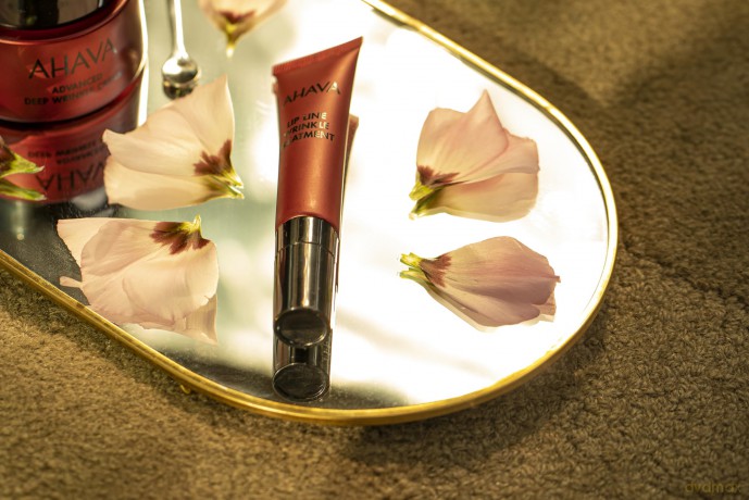 AHAVA Cream against wrinkles around the lips (Lip Line Wrinkle Treatment) 15 ml