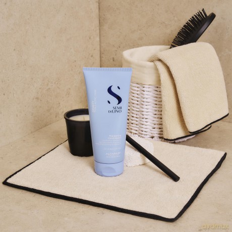 Alfaparf Milano Semi Di Lino Density Thickening Conditioner for Fine Hair - Volume: 200 ml