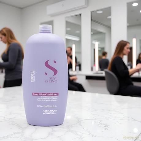 Alfaparf Milano Smoothing conditioner for unruly hair Semi Di Lino Smooth (Smoothing Conditioner) - Volume: 200 ml