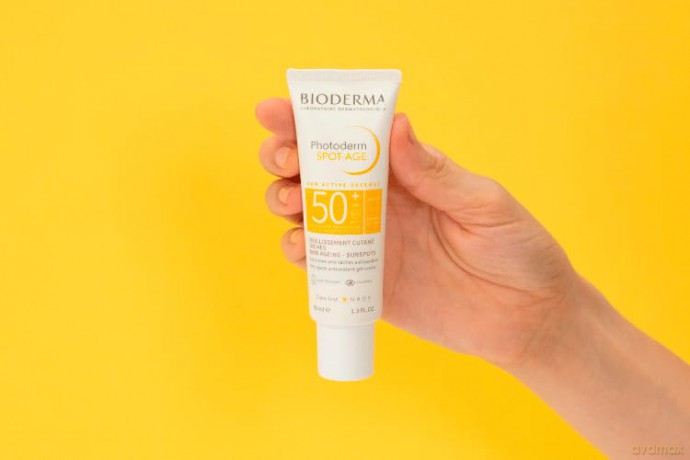 Bioderma Sunscreen gel cream SPF 50+ Photoderm Spot-Age (Gel-Cream) 40 ml