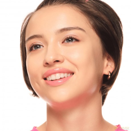 essence Glossy Glaze (High Shine Lipstick) 1.9 g - Shade: 02 On Cloud Nude