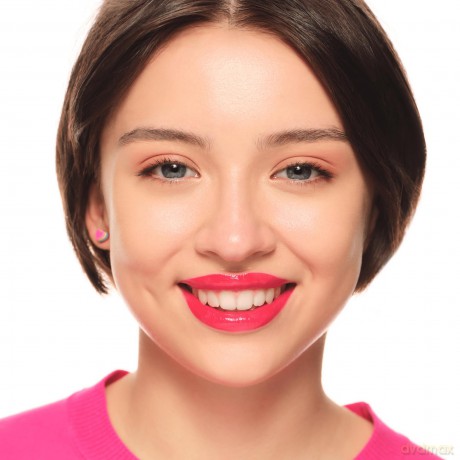 essence Glossy Glaze (High Shine Lipstick) 1.9 g - Shade: 04 Red-dy For The Day