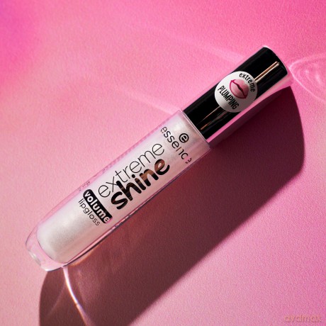 essence Lip gloss with a wet effect Extreme Shine (Volume Lip Gloss) 5 ml - Shade: 101 Milky Way