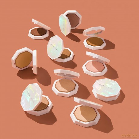 Fenty Beauty Demi`Glow (Highlighter) 4.5 g - Shade: 07 Trophies is Truffle