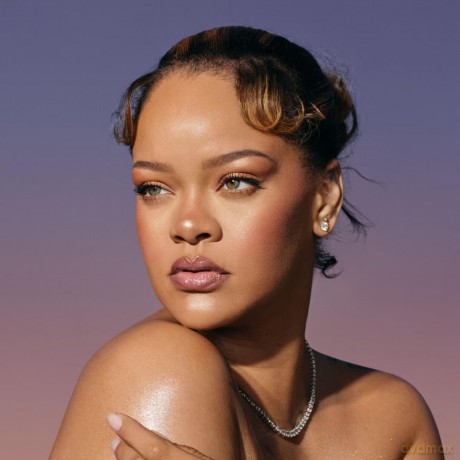 Fenty Beauty Demi`Glow (Highlighter) 4.5 g - Shade: 07 Trophies is Truffle
