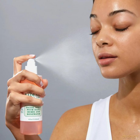 Mario Badescu Facial Spray with Aloe, Herbs and Rosewater - Volume: 236 ml