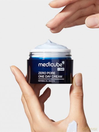 Medicube Zero Pore Hydrating Face Cream (One Day Cream) 50 ml