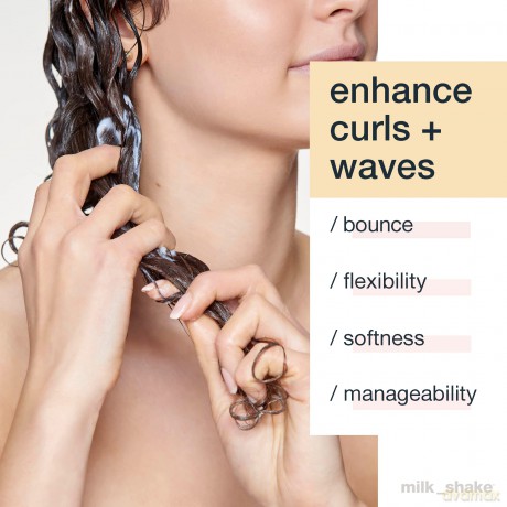 Milk Shake Conditioner for wavy and curly hair Curl Passion (Conditioner) - Volume: 300 ml
