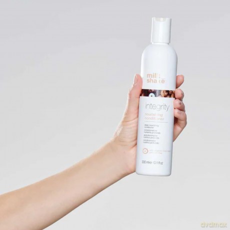 Milk Shake Integrity Nourishing Conditioner for damaged hair - Volume: 300 ml
