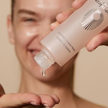 Omorovicza Hydrating facial essence (Queen Essence) 100 ml
