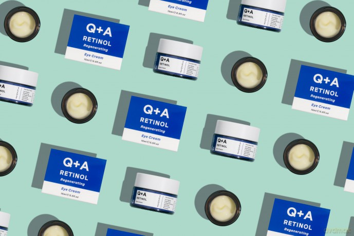Q+A Regenerating eye cream with retinol (Eye Cream) 15 ml