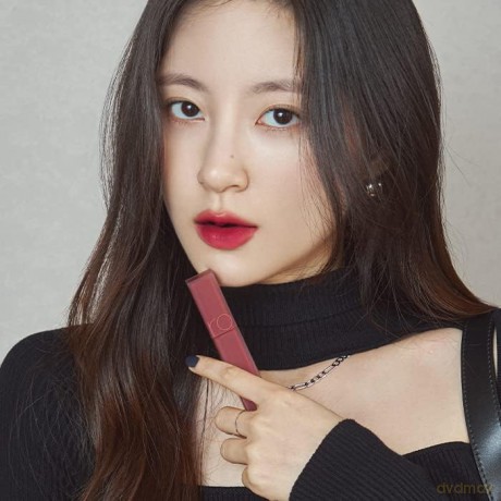 Rom&nd Cream matte lip color (Blur Fudge Tint) 5 g - Shade: 08 Current Jam