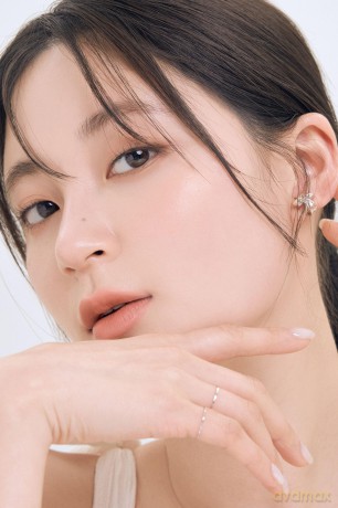 Rom&nd Powder highlighter (See-Through Veillighter) 5.5 g - Shade: 01 Sunkissed Veil