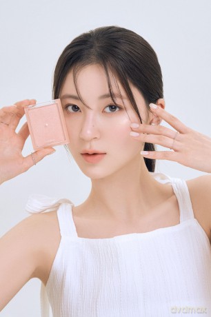 Rom&nd Powder highlighter (See-Through Veillighter) 5.5 g - Shade: 01 Sunkissed Veil