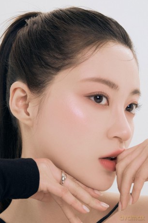 Rom&nd Powder highlighter (See-Through Veillighter) 5.5 g - Shade: 02 Moonkissed Veil