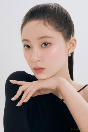 Rom&nd Powder highlighter (See-Through Veillighter) 5.5 g - Shade: 02 Moonkissed Veil