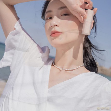 Rom&nd Zero Matte Lipstick 3 g - Shade: 09 Shell Nude