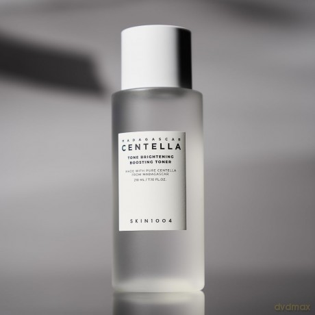 SKIN1004 Madagascar Centella Tone Brightening Boosting Toner 210 ml