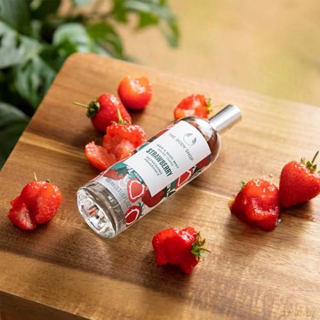 The Body Shop Body spray Strawberry (Body Mist) 100 ml