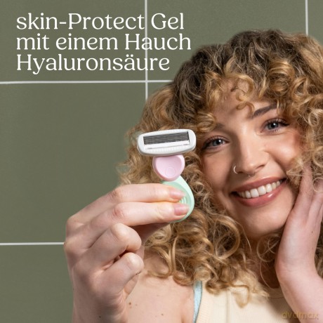 Wilkinson Sword Intuition Complete Mini Travel Shaver