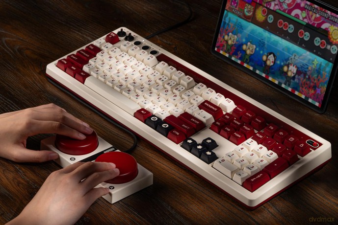 8BitDo 108 Mechanical Keyboard Fami Ed.