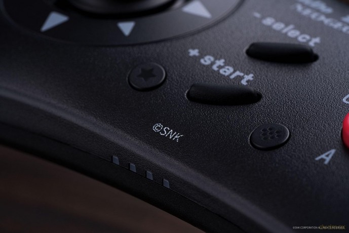 8BitDo NEOGEO Wireless Pad Mai Shir
