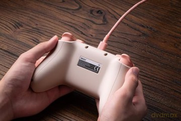 8BitDo Ultimate 2C Wired Pad Peach
