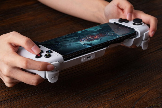 8BitDo Ultimate Mobile Gaming Controller Black