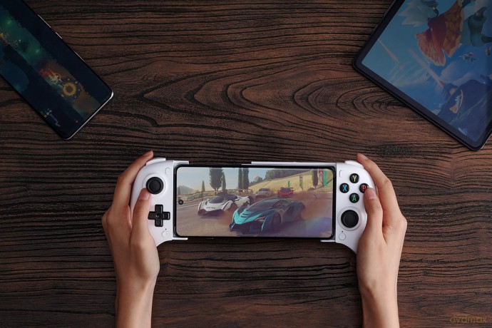 8BitDo Ultimate Mobile Gaming Controller White