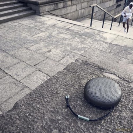 Głośnik przenośny B&O Beoplay A1 2nd Gen Speaker antracite oxygen