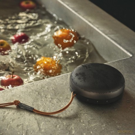 B&O Beoplay A1 2nd Gen. Speaker black anthracite