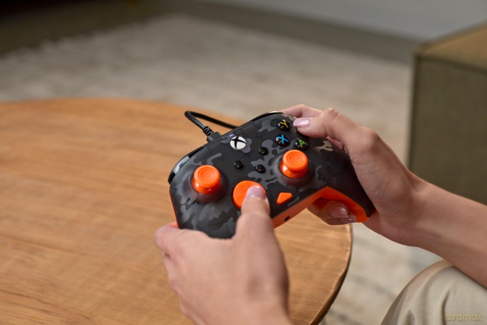 Turtle Beach Xbox Wired Rematch Controller Ghost Camo Black/Orange