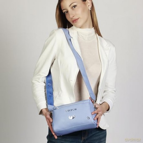 Torebka na ramię LILO i STITCH. Wymiary: 23cm X 16cm X 10cm.