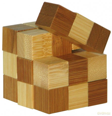 Łamigłówka 3D Bamboo Snake Cubes poziom 2/4 [GRA]