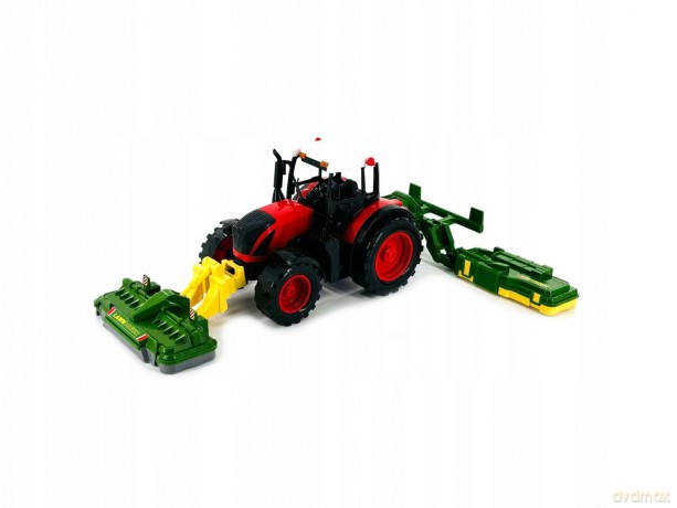 Traktor z maszyną rolniczą G214903 84150