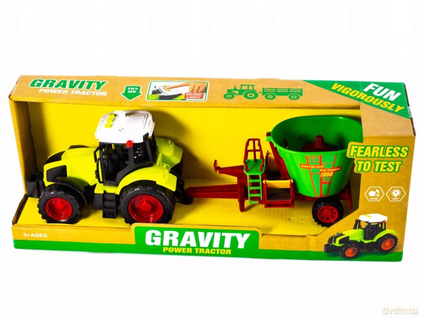 Zielony Traktor Z Przyczepą Rolniczą Traktorek