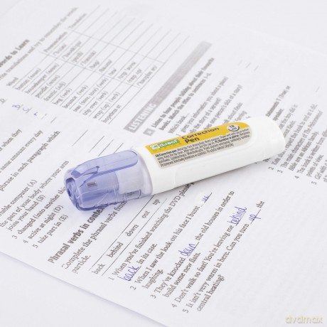 Korektor W Piórze D.Rect 12ml 24szt