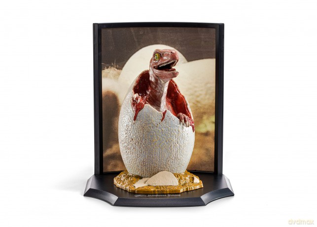 Jurassic Park: Jurassic Park Toyllectible Treasures - Raptor Egg