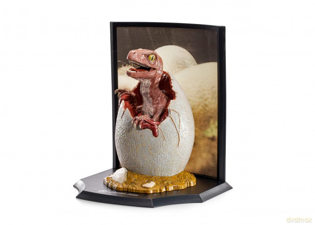 Jurassic Park: Jurassic Park Toyllectible Treasures - Raptor Egg