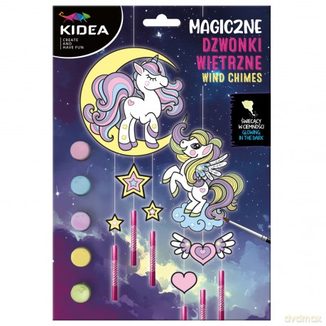 Magiczne dzwonki wietrzne świecące w ciemności