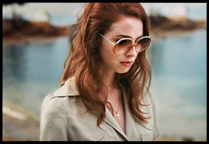The Lady in the Car with Glasses and a Gun [Blu-Ray]