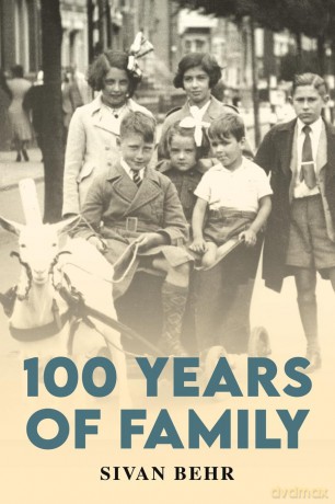 100 Years of Family - Sivan Behr [KSIĄŻKA]