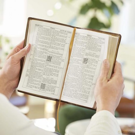 1611 KJV with Apocrypha, Black Leathersoft: Holy Bible - Thomas Nelson [KSIĄŻKA]