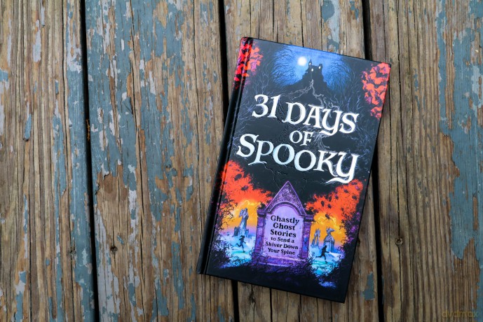 31 Days of Spooky: Ghastly Ghost Stories to Send a Shiver Down Your Spine - Harper Celebrate [KSIĄŻKA]