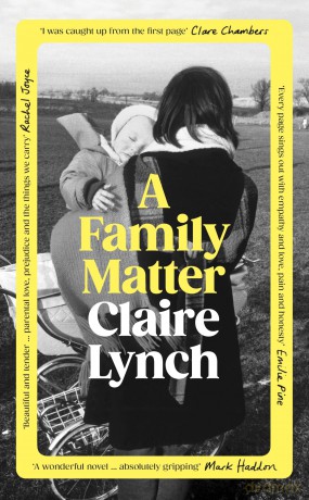 A Family Matter: The powerful, heartbreaking-but-hopeful new novel of summer 2025 - Claire Lynch [KSIĄŻKA]