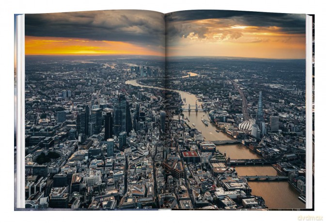 Above and Across London - Ben Moore [KSIĄŻKA]
