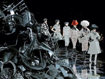 Alexander McQueen: Fashion Icon - Editors of Createur Magazine [KSIĄŻKA]