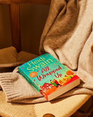 All Wrapped Up: The brand-new uplifting and completely heart-warming seasonal romance from the Sunday Times bestseller. - Heidi Swain [KSIĄŻKA]