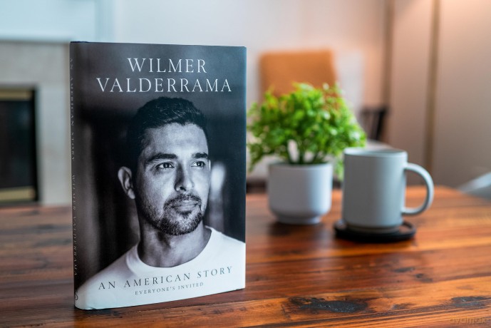 An American Story: Everyone's Invited - Wilmer Valderrama [KSIĄŻKA]