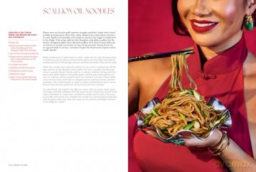 Bad B*tch in the Kitch: Craveable Asian Recipes to Ditch the Takeout: A Cookbook - Cassie Yeung [KSIĄŻKA]